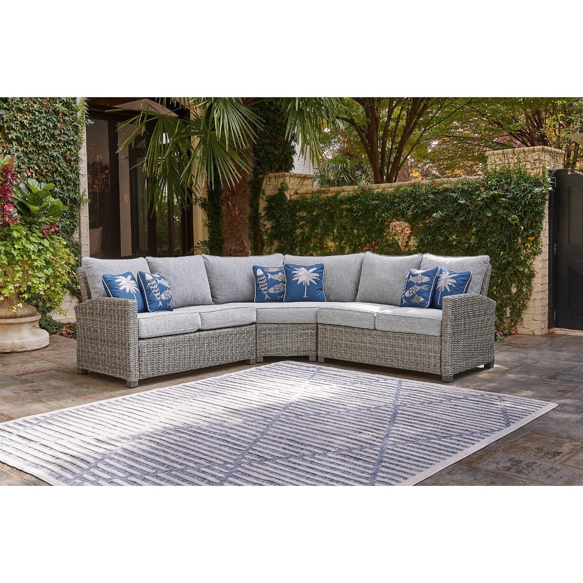 Signature Design By Ashley Naples Beach 3-piece Outdoor Sectional