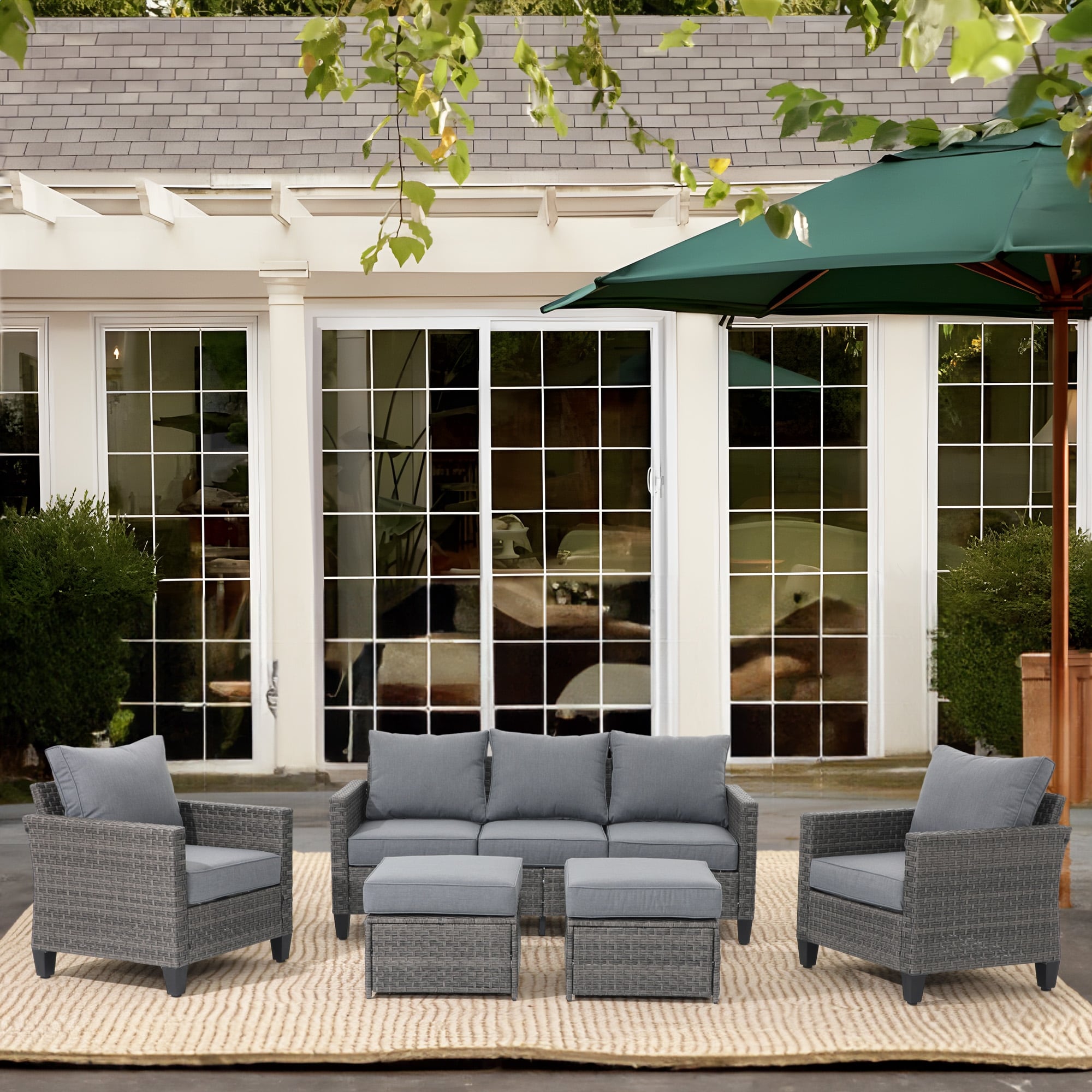 Outdoor 5-piece Sectional Wicker Sofa Set With Cushion